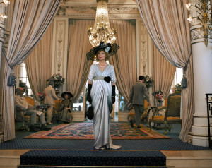 Chéri (2009) featured both traditional Belle Époque and Art Nouveau set design. 