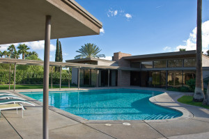 The Frank Sinatra home in Palm Springs epitomizes the resort town’s version of modernism, which is mostly 50s-Rat Pack-Movie Star. The desert puts on its best at the annual Palm Springs Modernism Week. (Photo by John Montgomery)